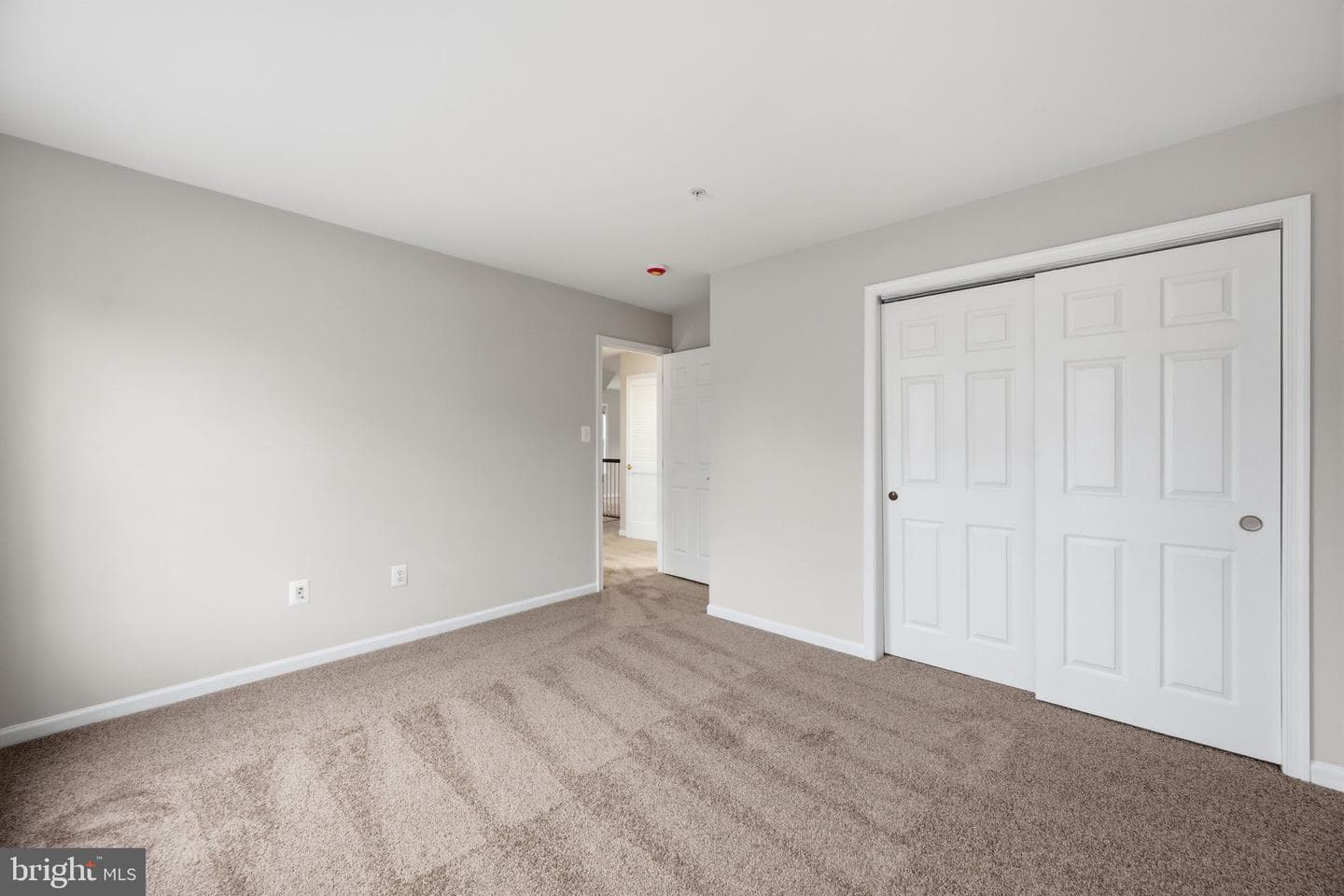 1004 Gaither Road photo 26