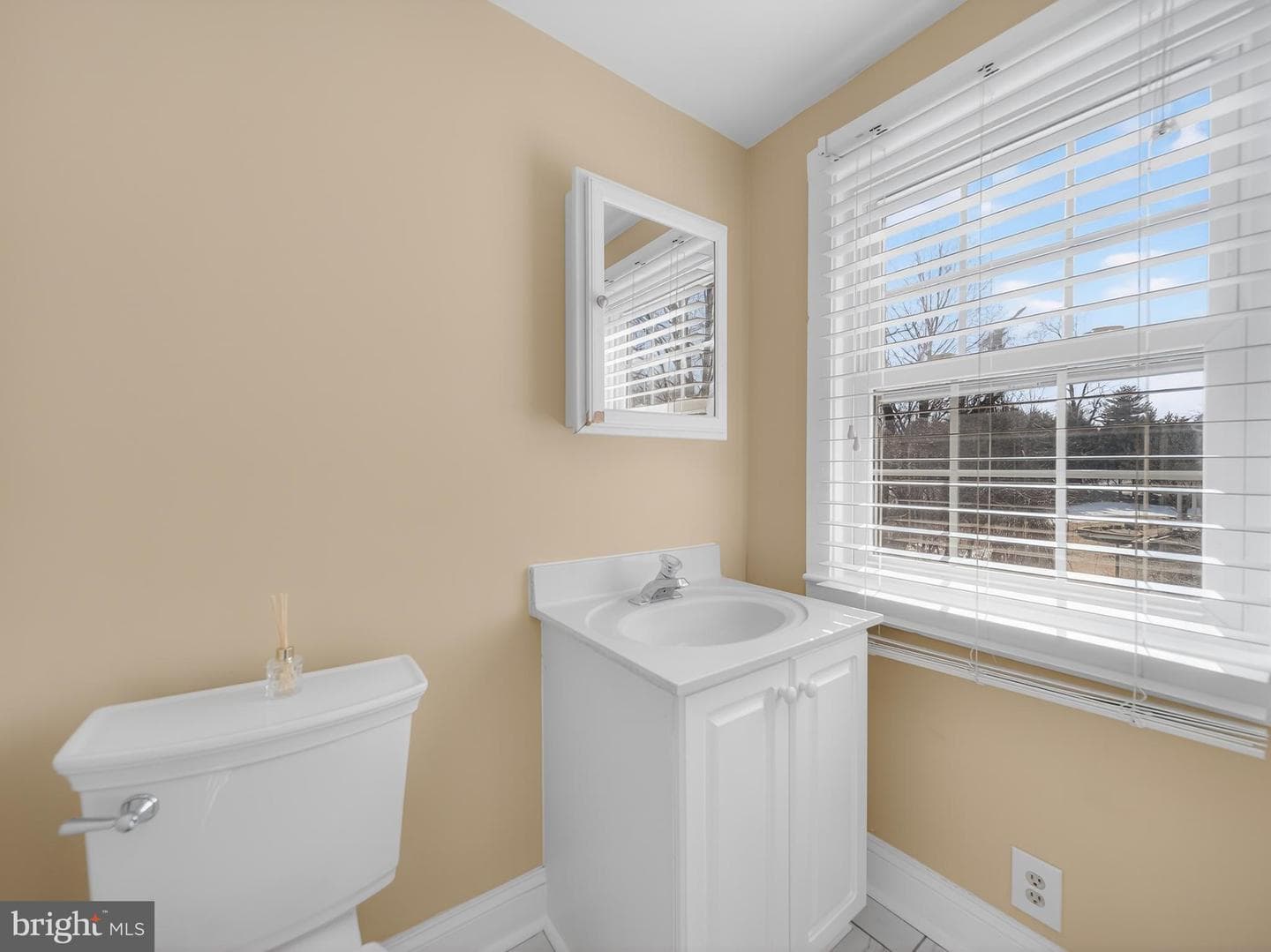 1815 Bonifant Road photo 32