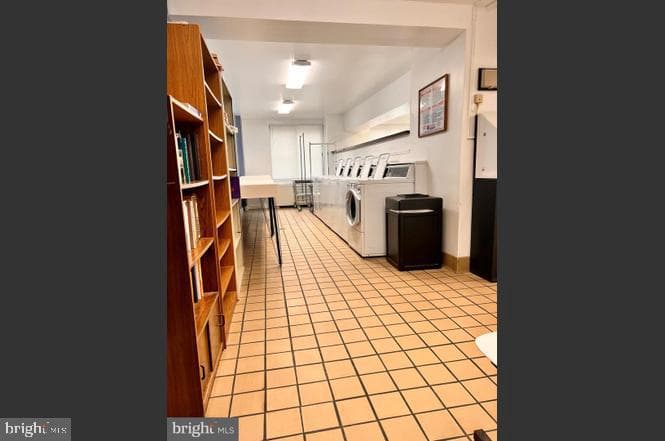 1900 Lyttonsville Road #717 photo 23
