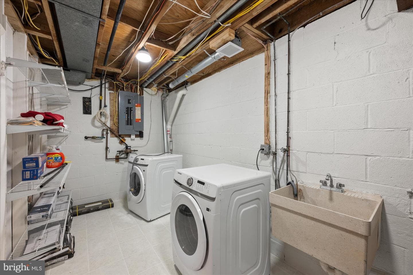 9226 Three Oaks Drive photo 40
