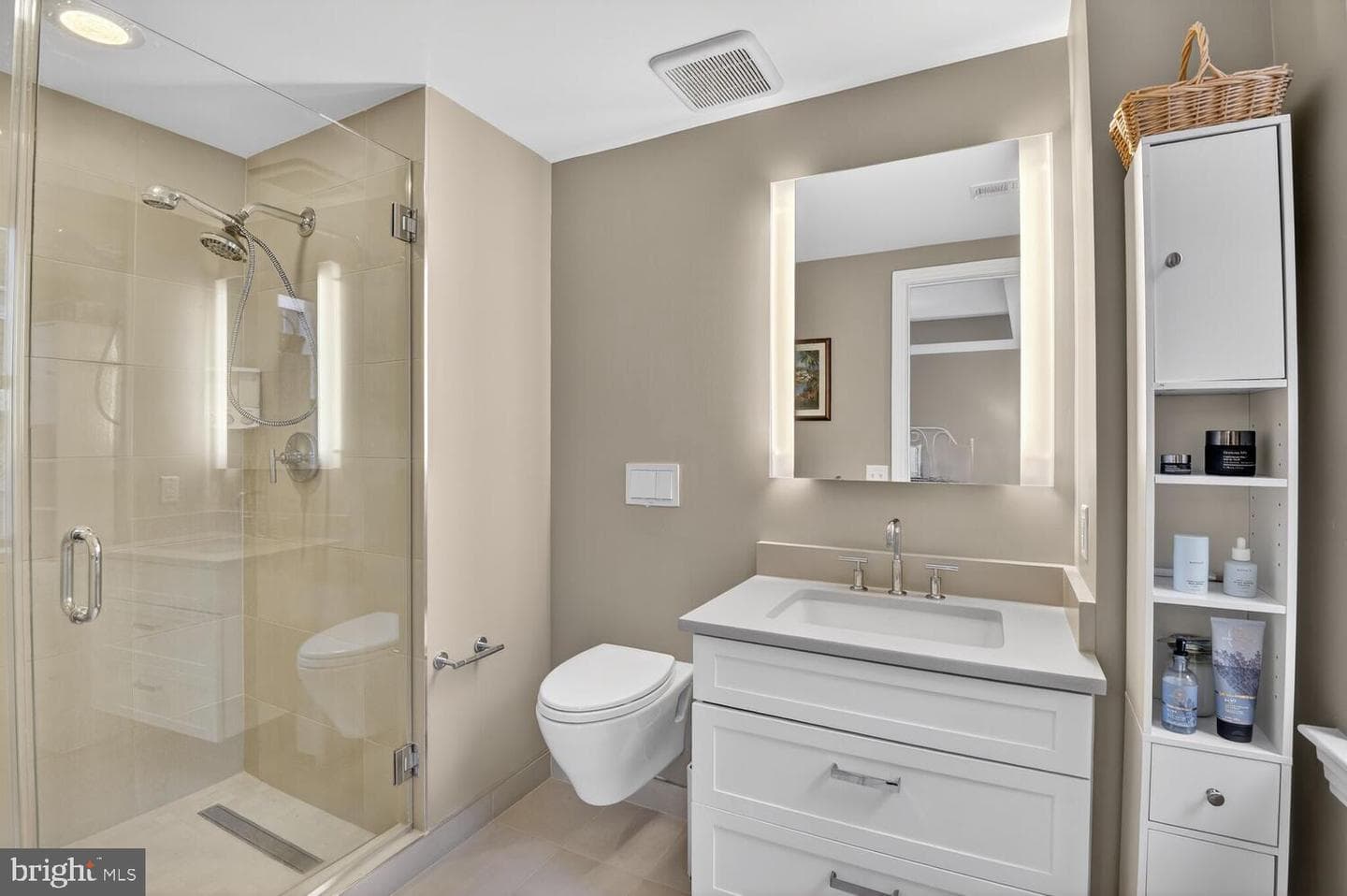 8302 Woodmont Avenue #203 photo 25