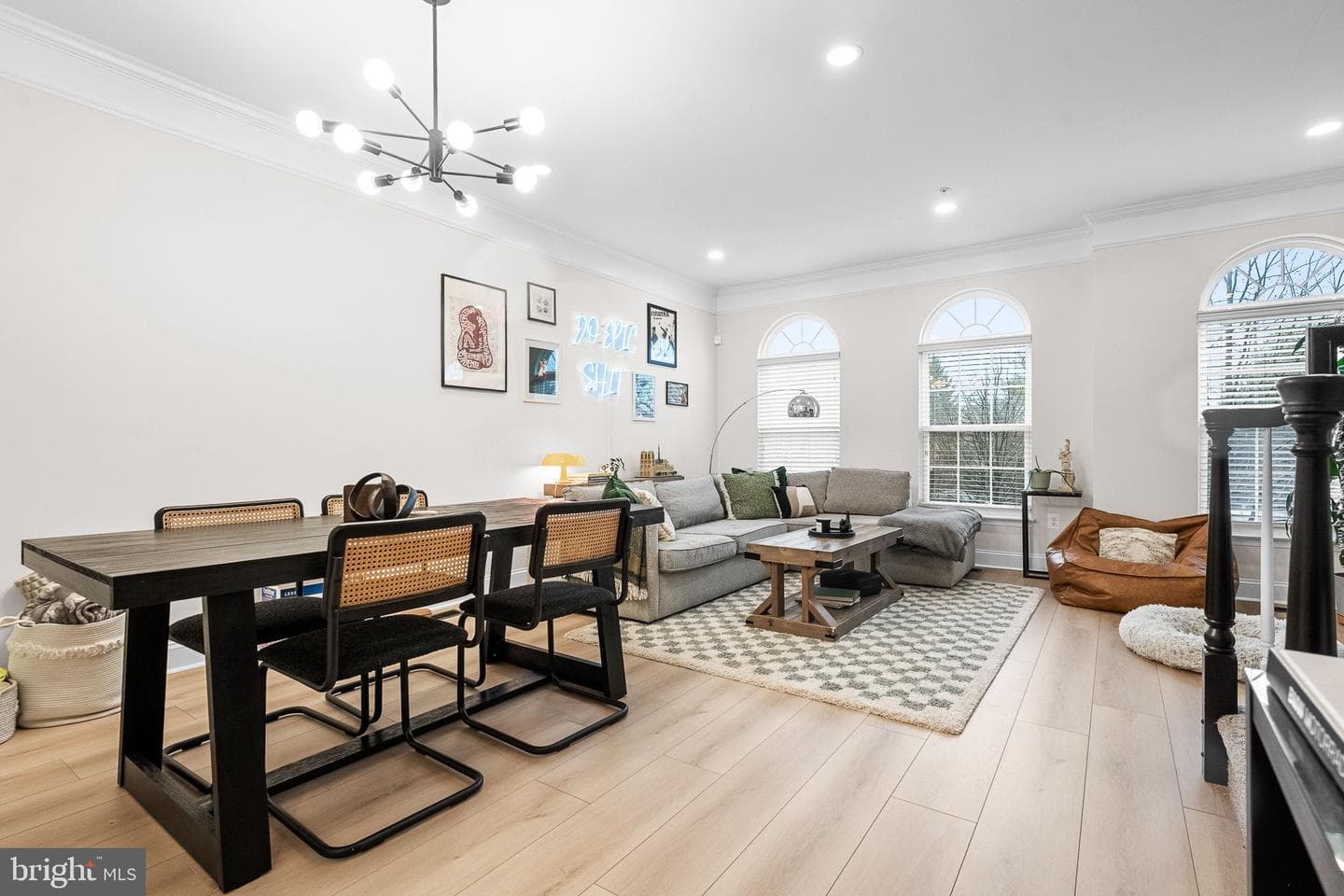 20335 Notting Hill photo 2
