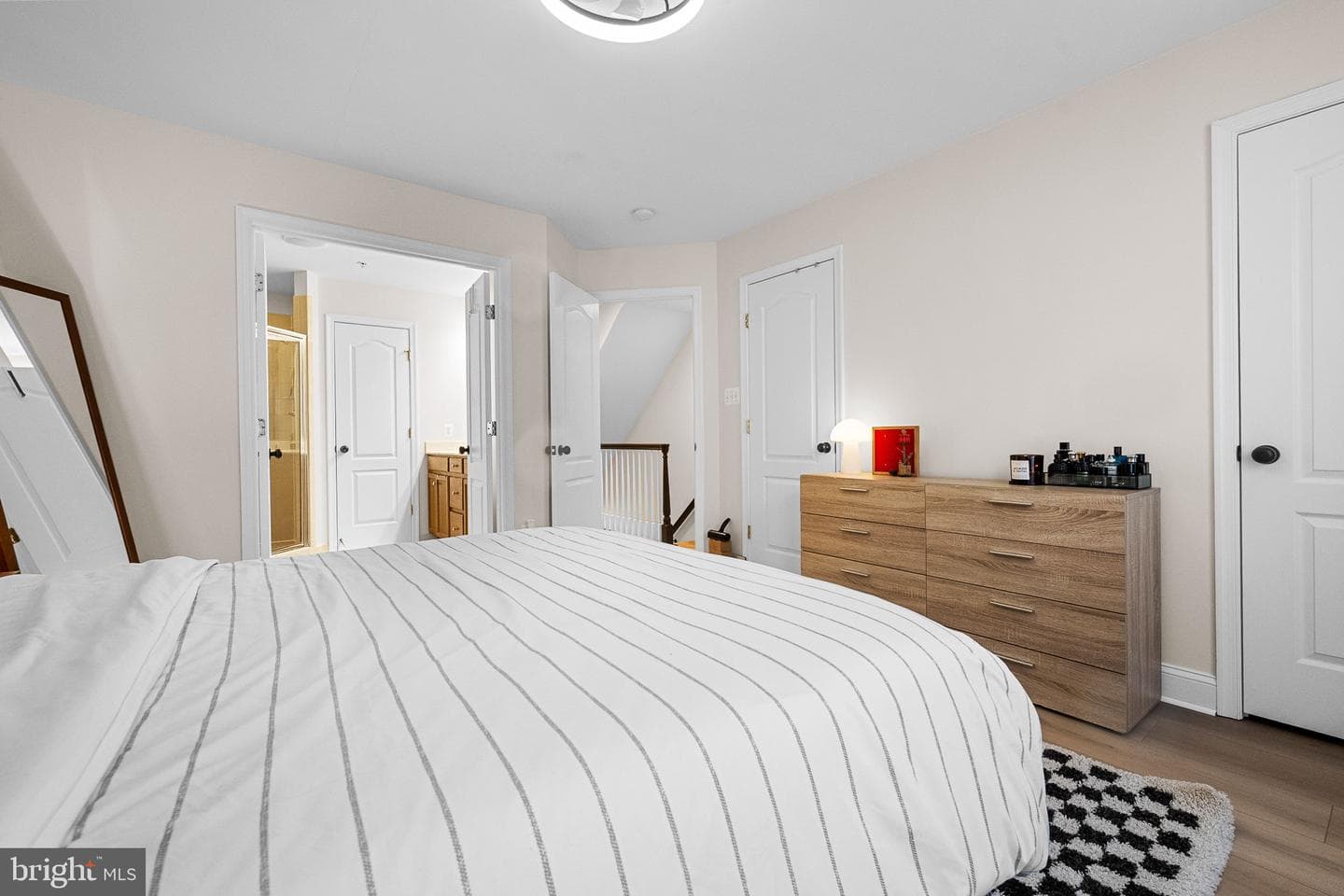 20335 Notting Hill photo 25