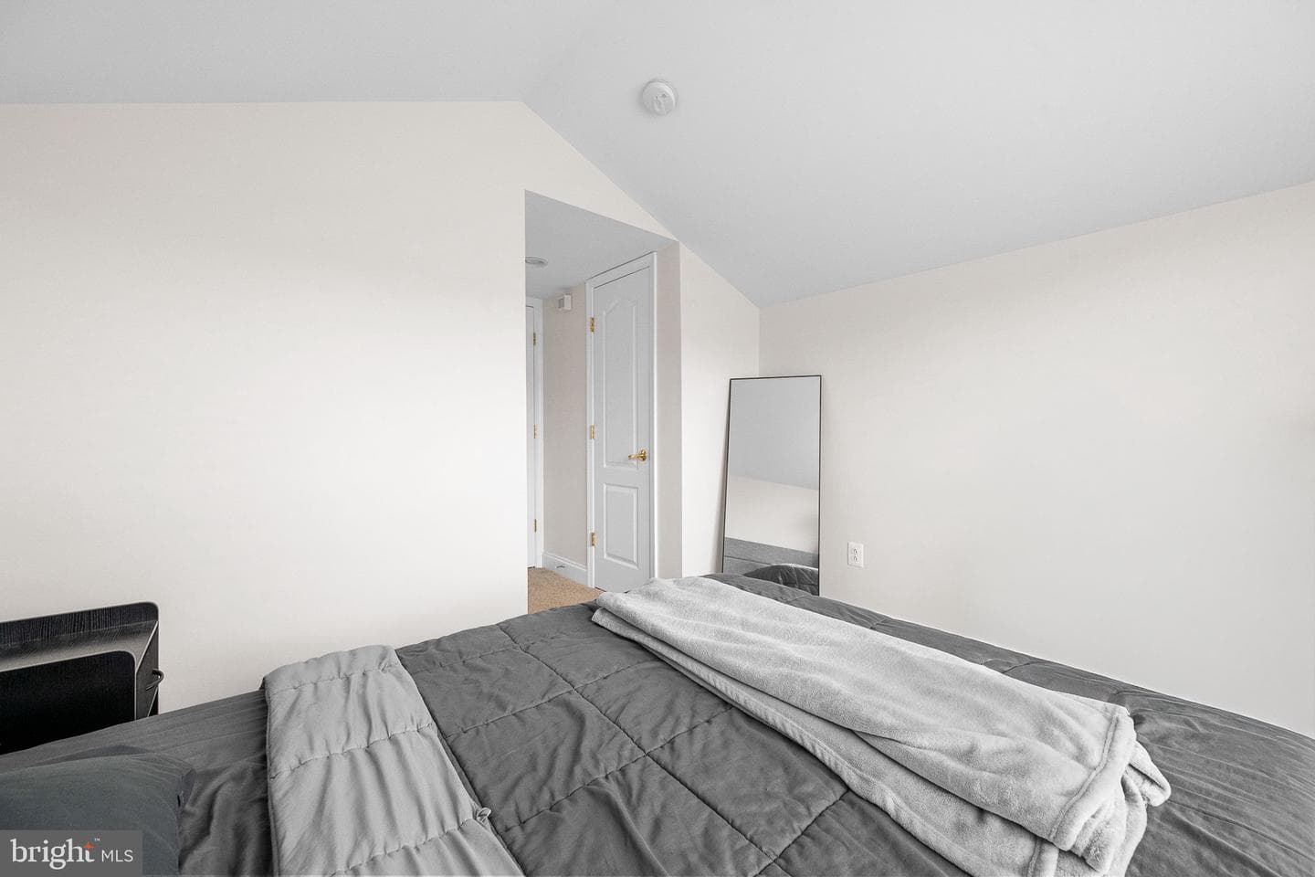20335 Notting Hill photo 36