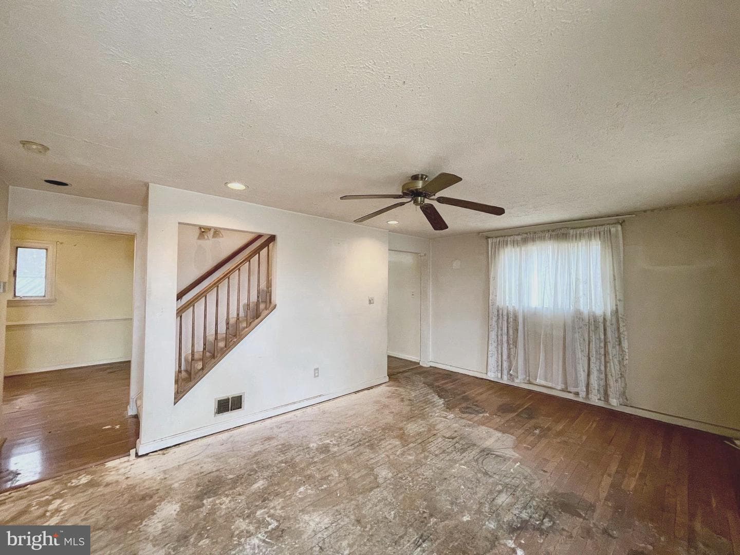 12420 Feldon Street photo 5