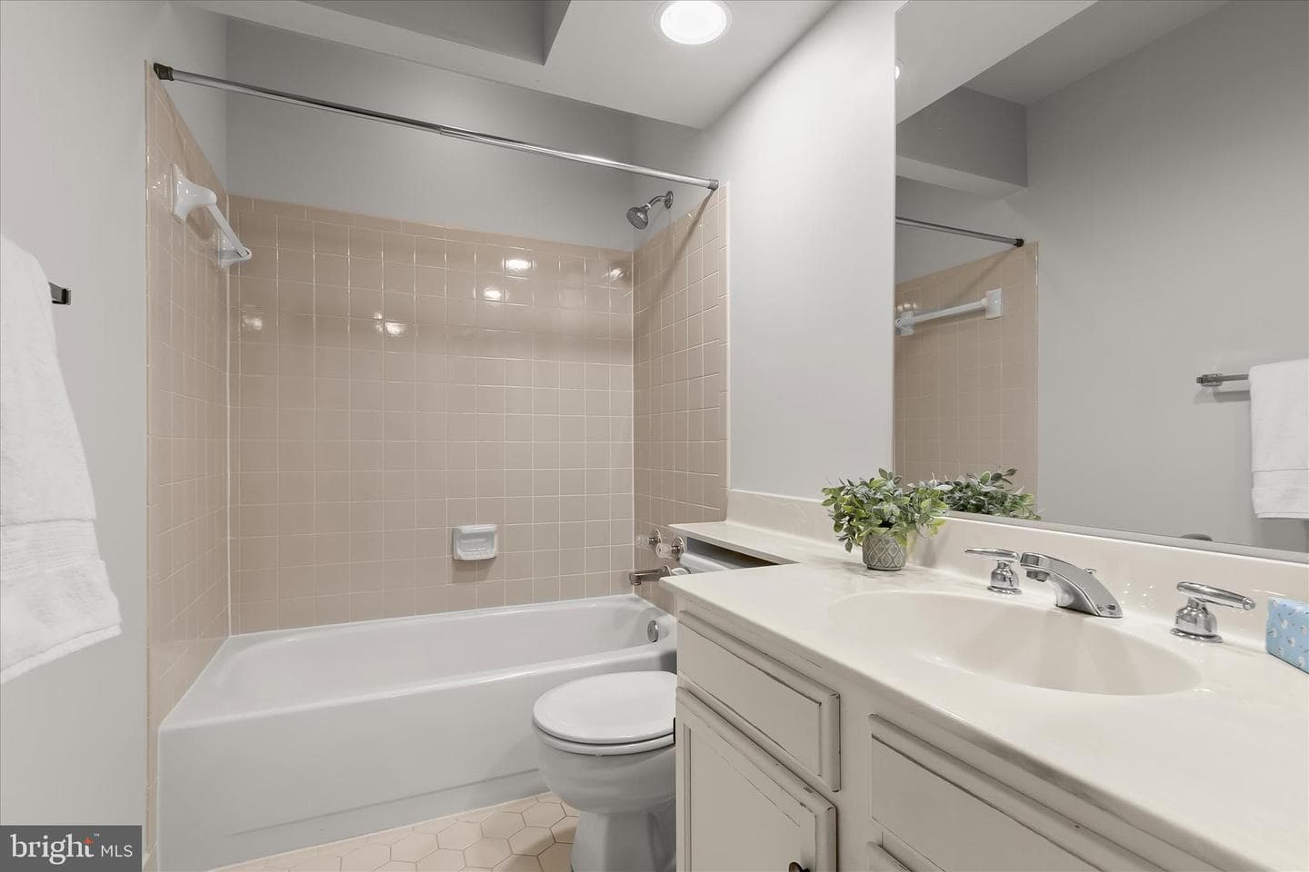 4 Hollyberry Court photo 46