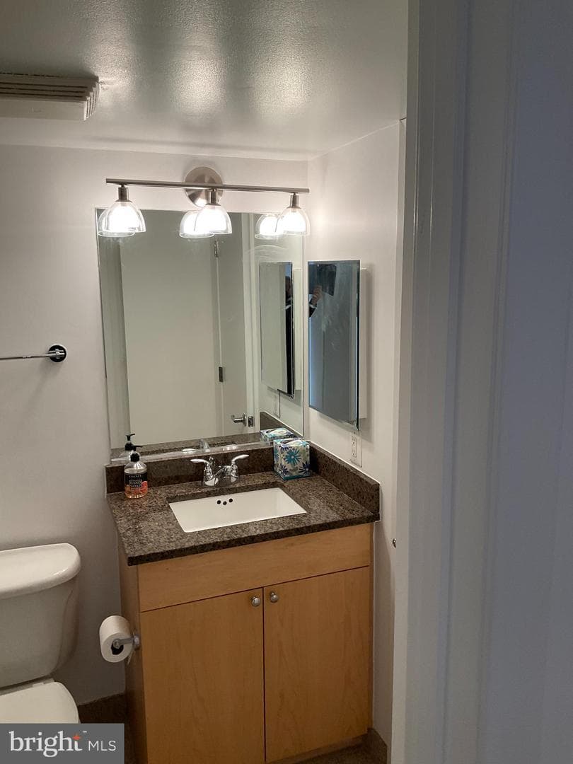 7500 Woodmont Avenue #s1005 photo 13