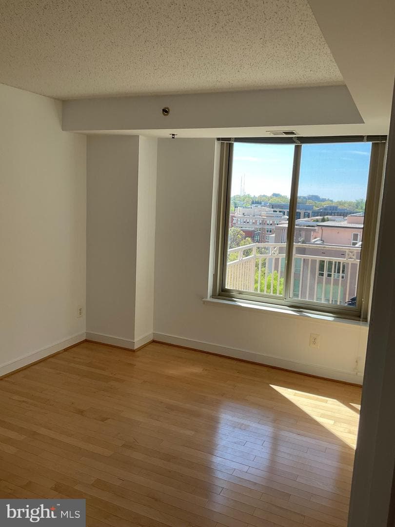 7500 Woodmont Avenue #s1005 photo 5