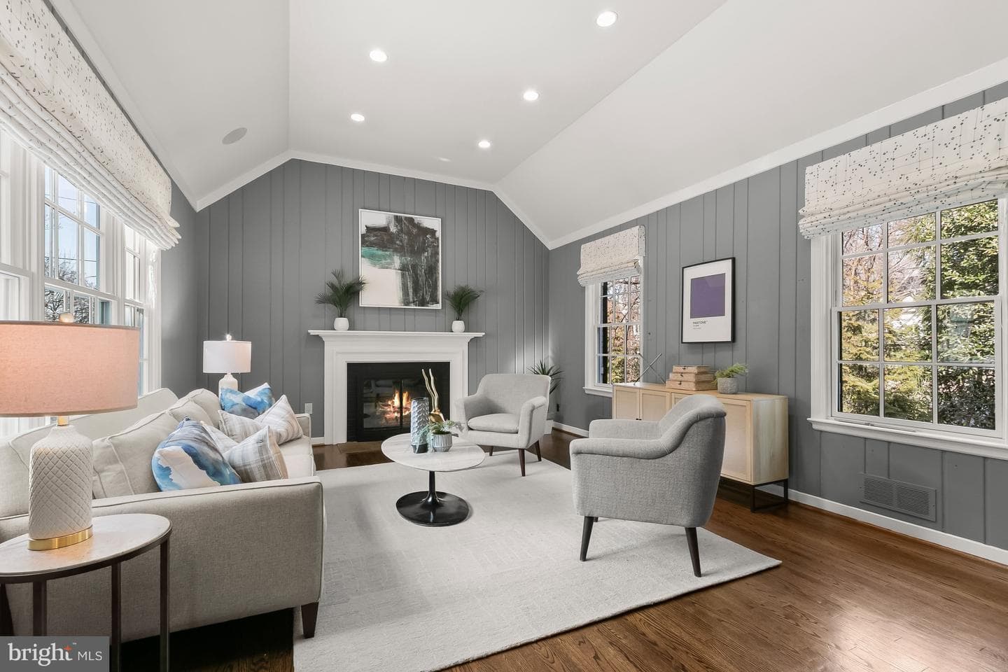 4806 Newport Avenue photo 40
