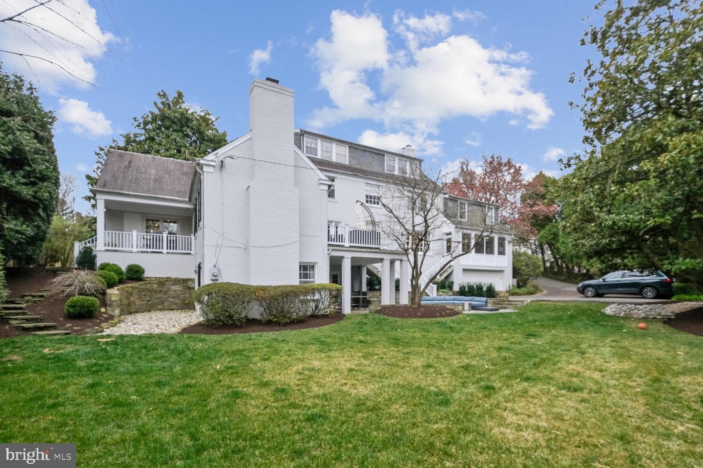 4806 Newport Avenue photo 89