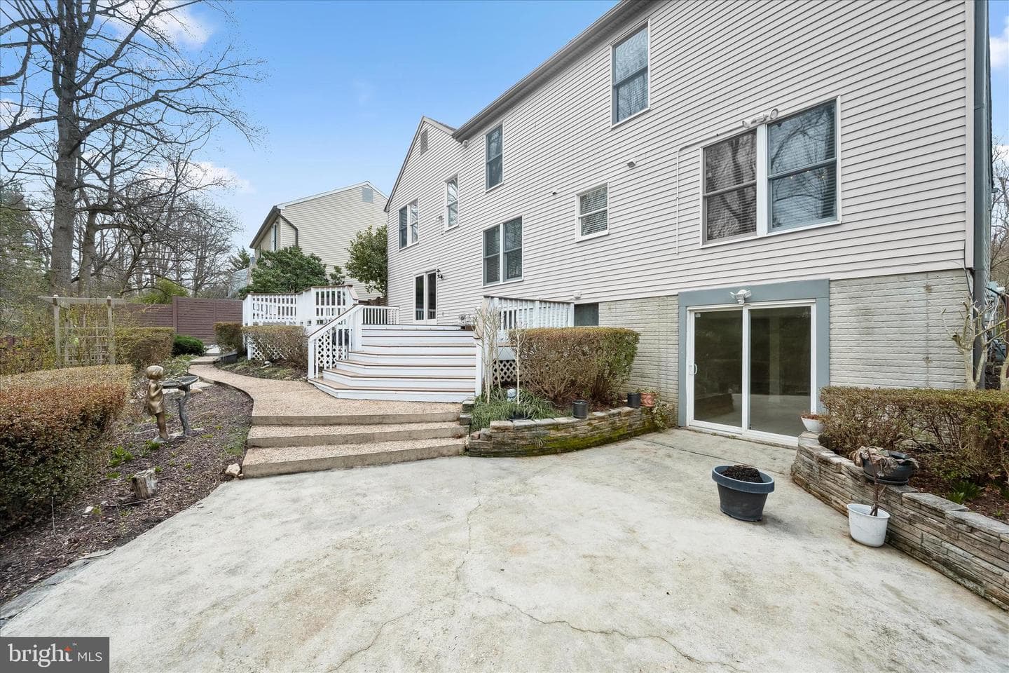 1514 Featherwood Street photo 66