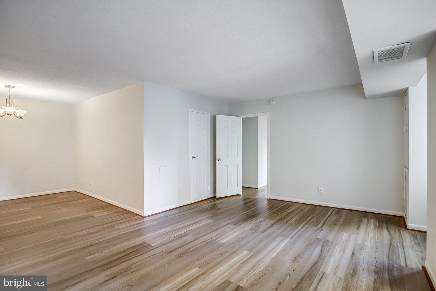 4601 N Park Ave # 209-J photo 12