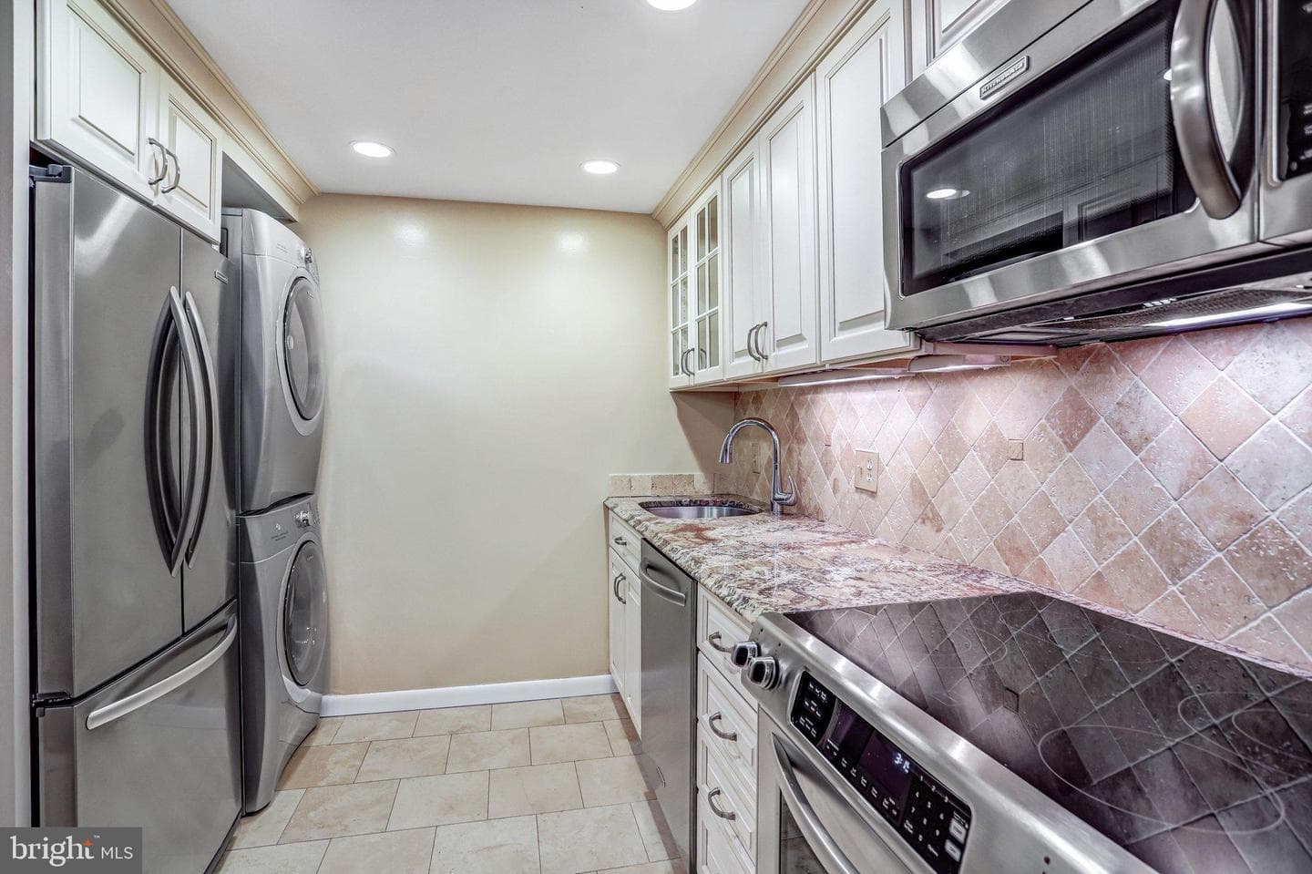 4601 N Park Ave # 209-J photo 29