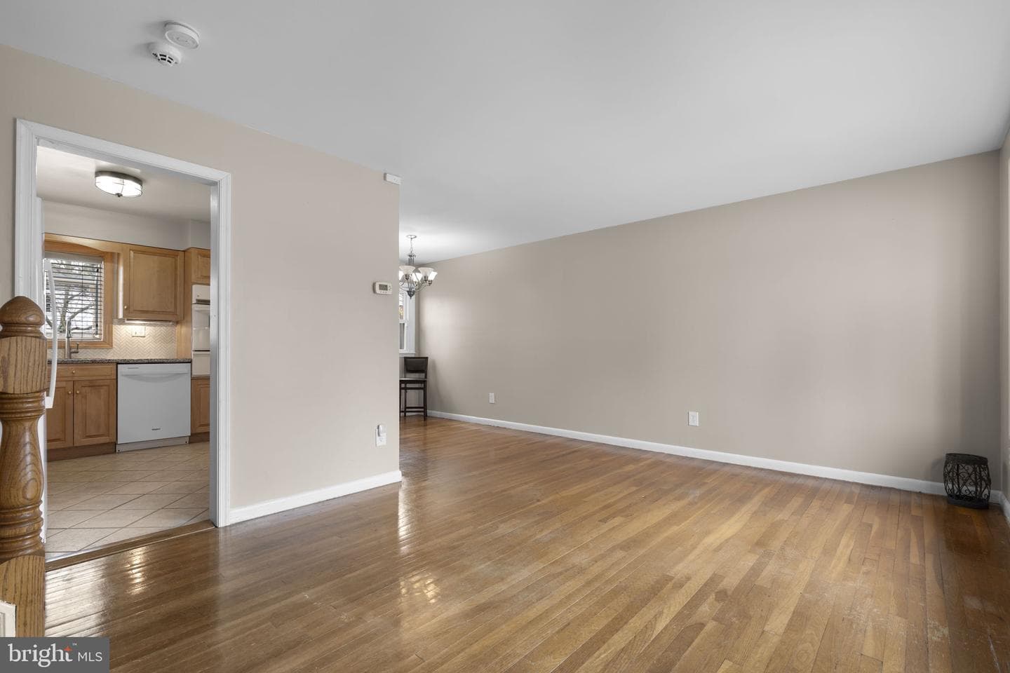3008 Hardy Avenue photo 3
