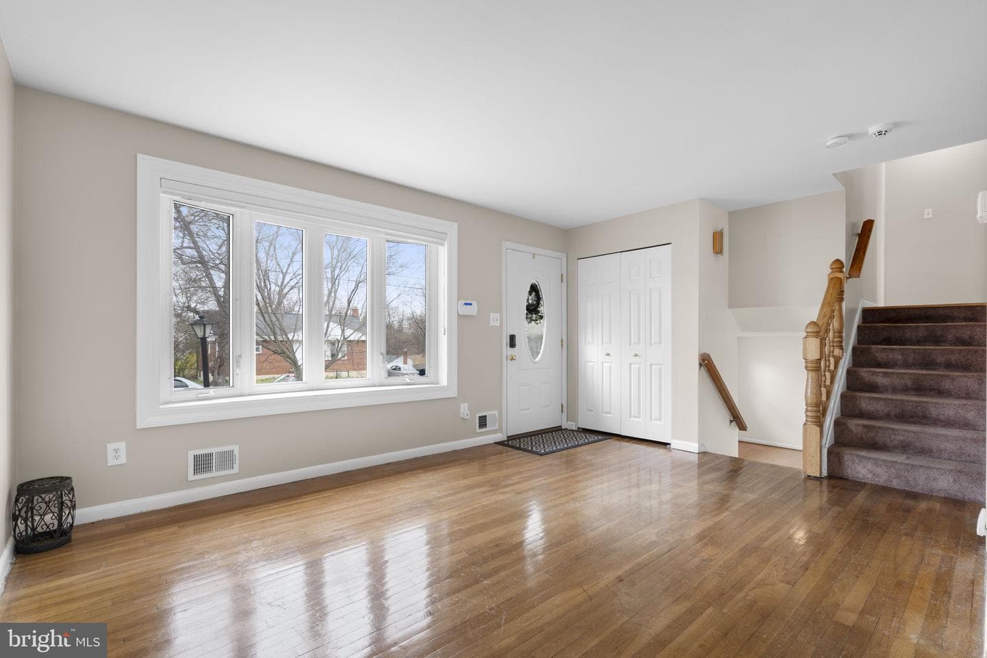3008 Hardy Avenue photo 5