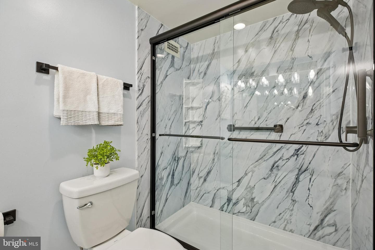 5225 Pooks Hill Road #629s photo 19