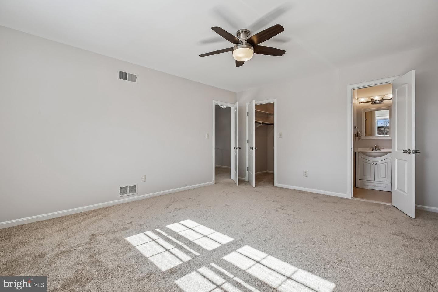 606 Winhall Way photo 32