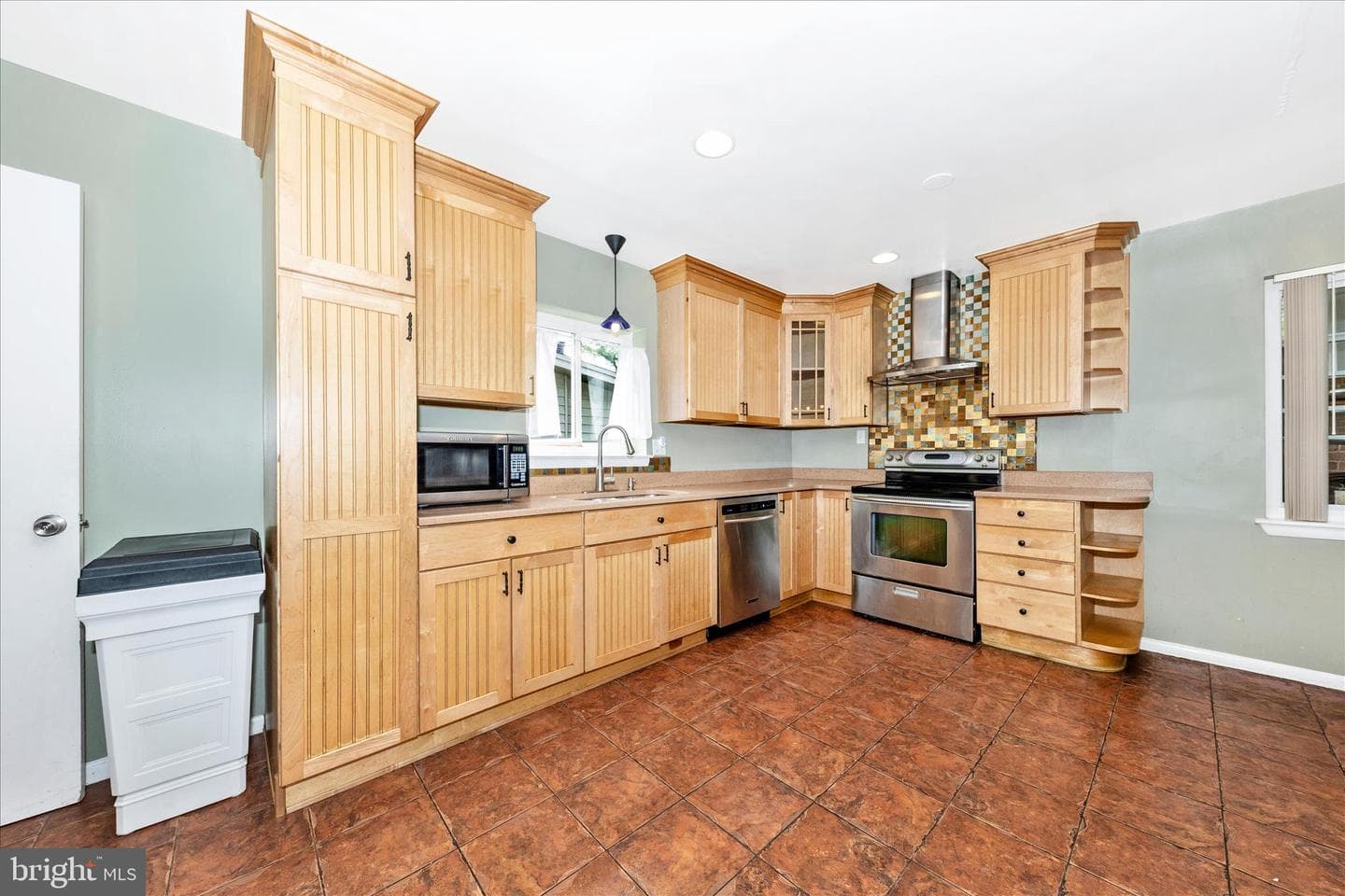 11412 Fairoak Drive photo 12