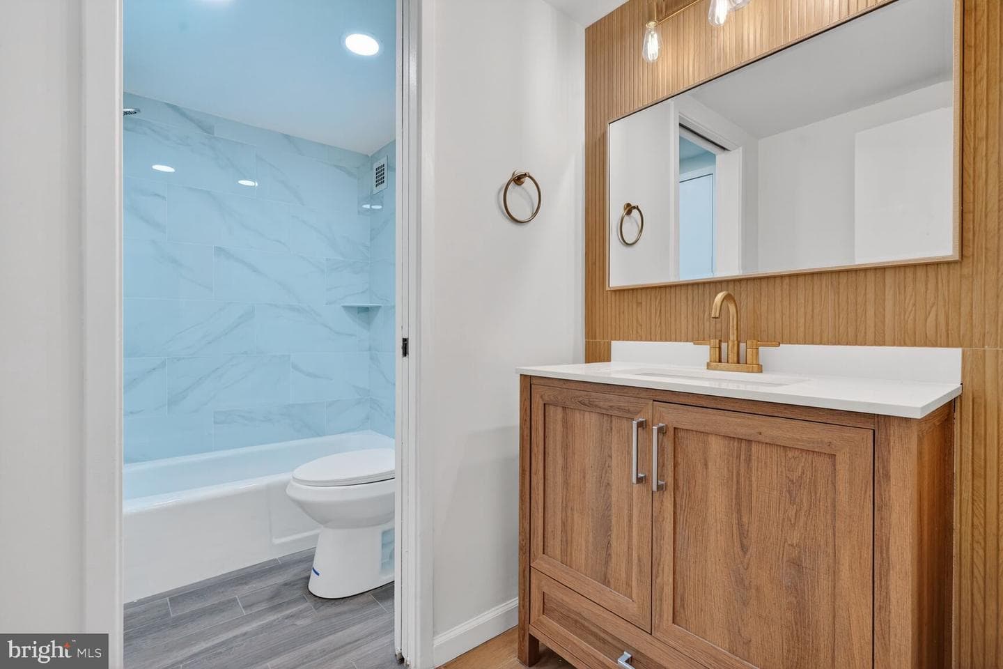 4515 Willard Avenue #s616 photo 10