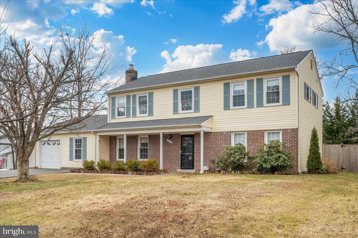 17116 Chiswell Road photo 2