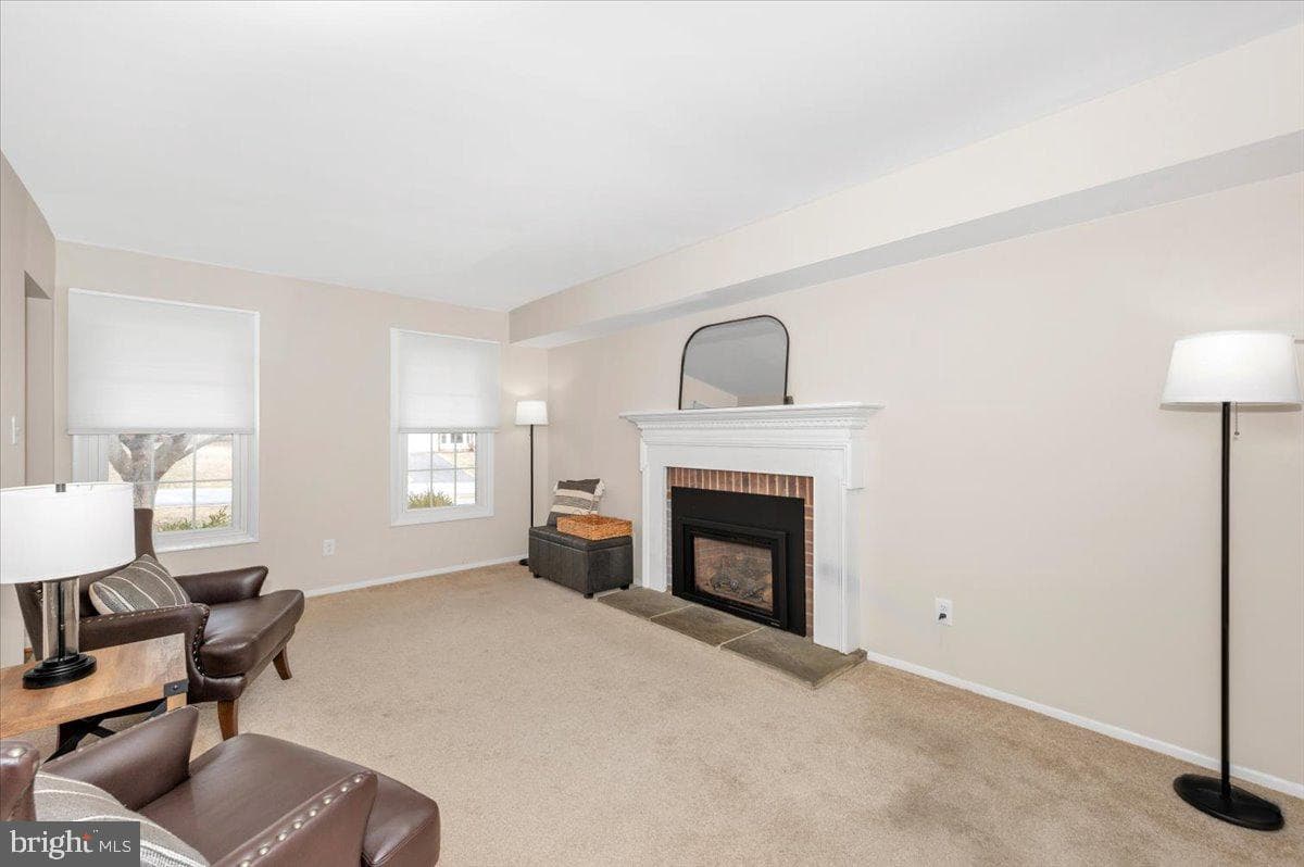 17116 Chiswell Road photo 24