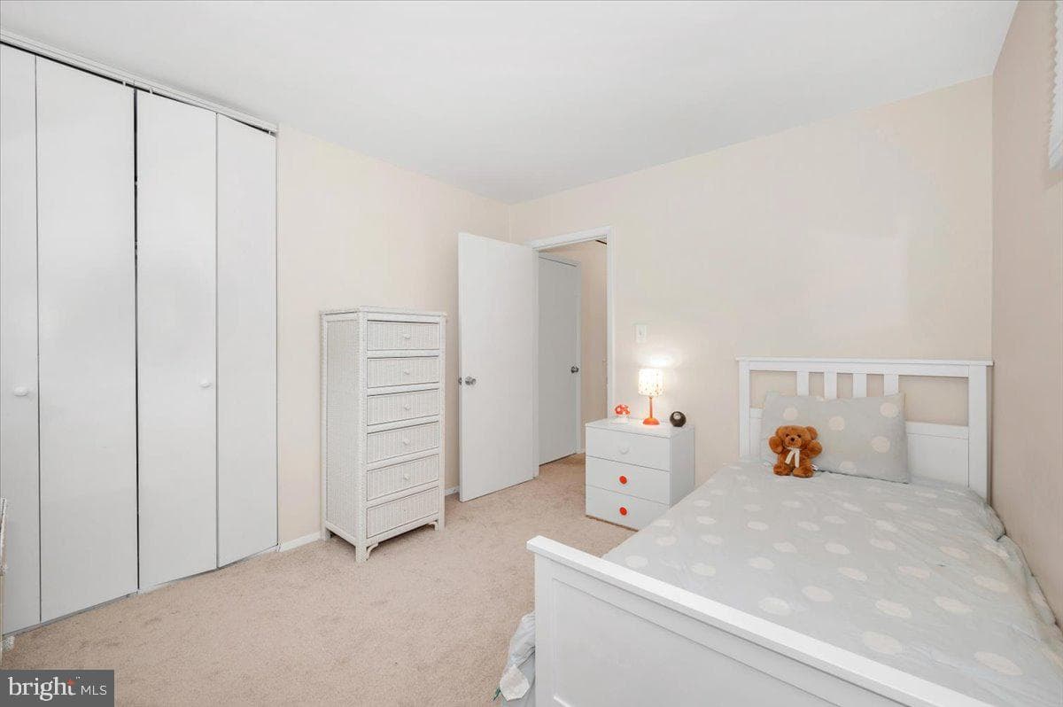 17116 Chiswell Road photo 48