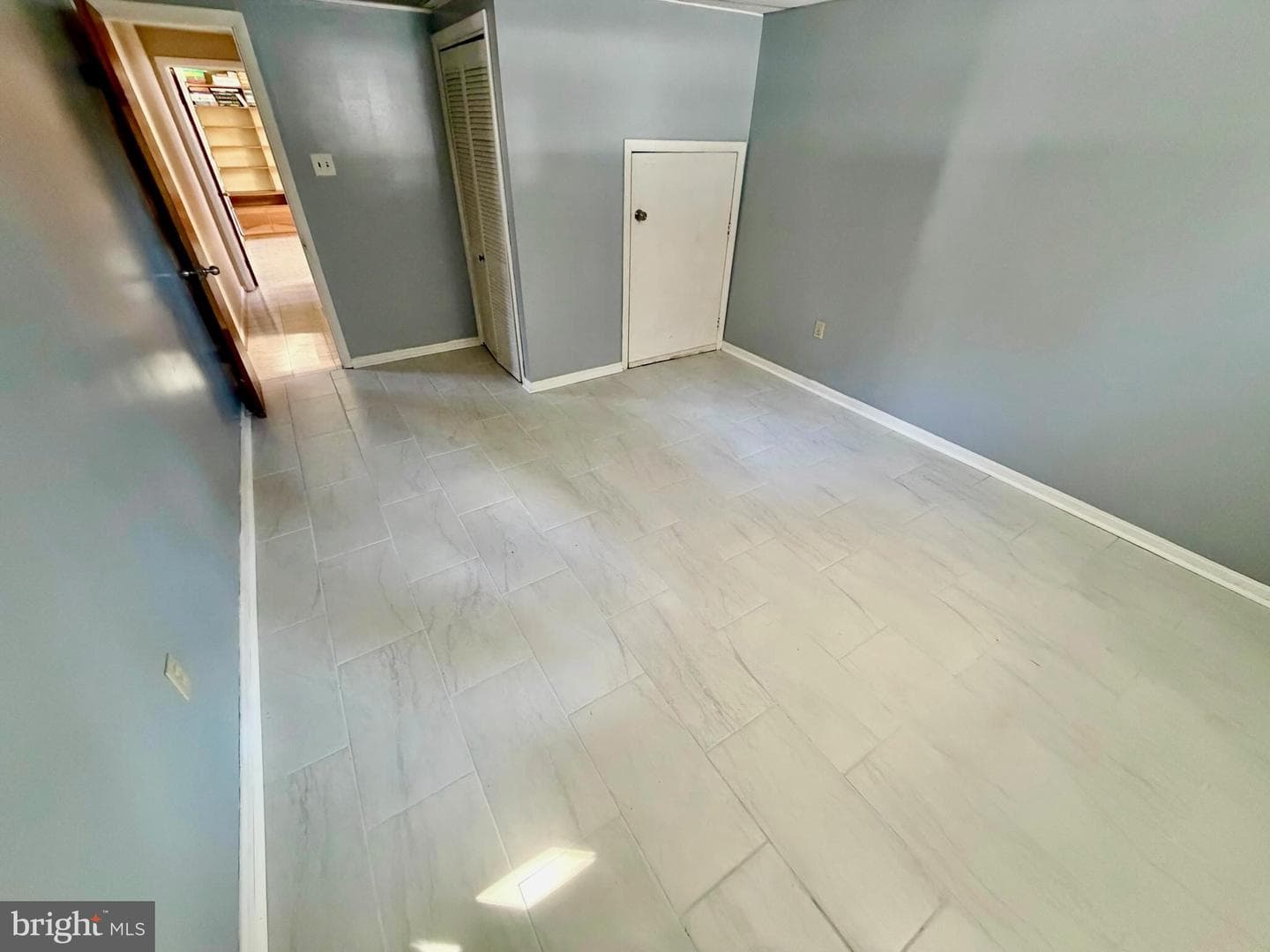 905 Playford Lane photo 29