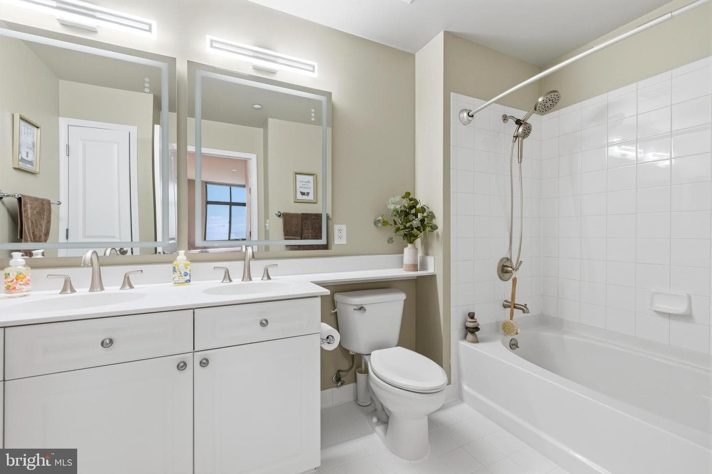11700 Old Georgetown Road #910 photo 15