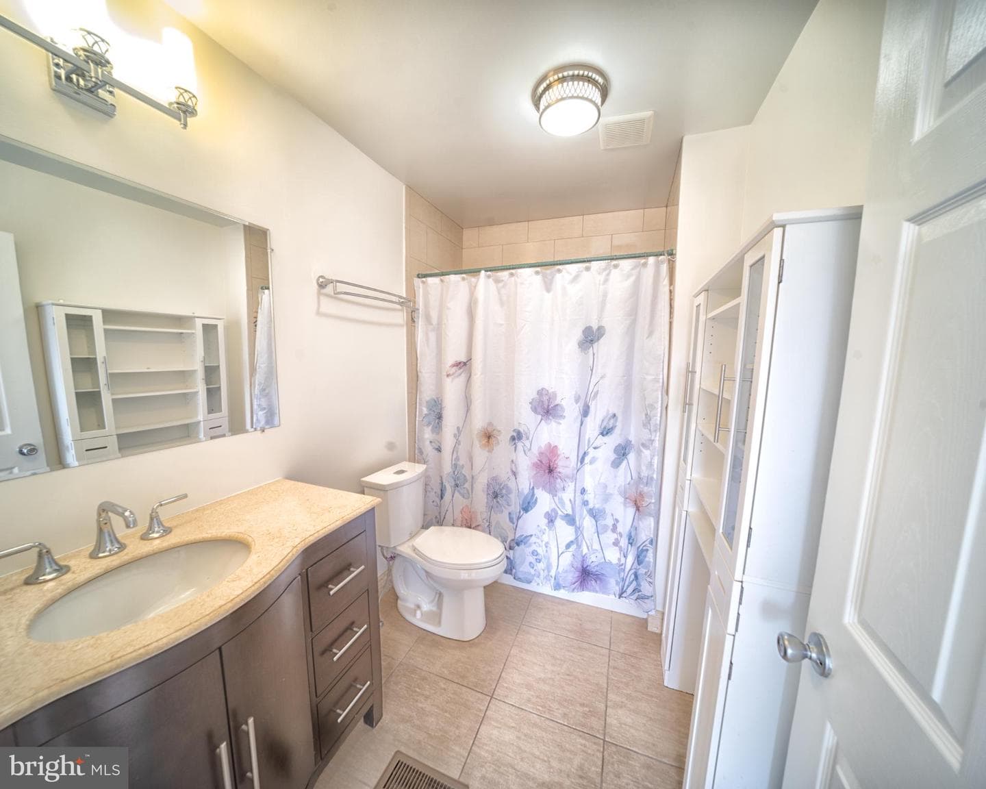 4073 Norbeck Square Drive photo 14