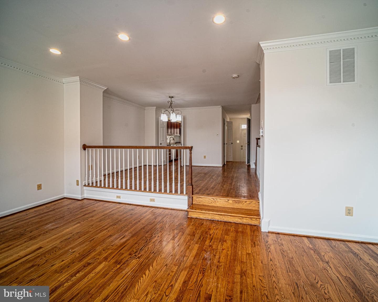 4073 Norbeck Square Drive photo 9