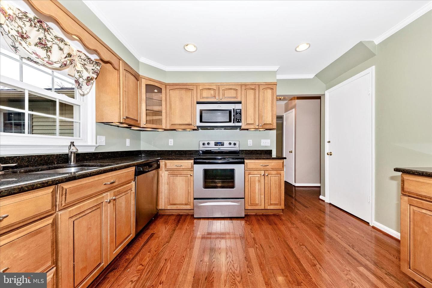 3 Pavilion Drive photo 11