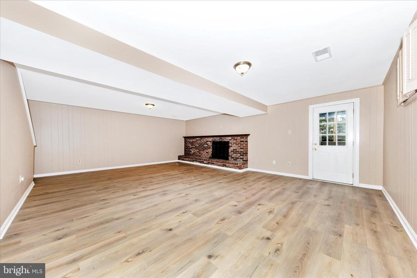 3 Pavilion Drive photo 41