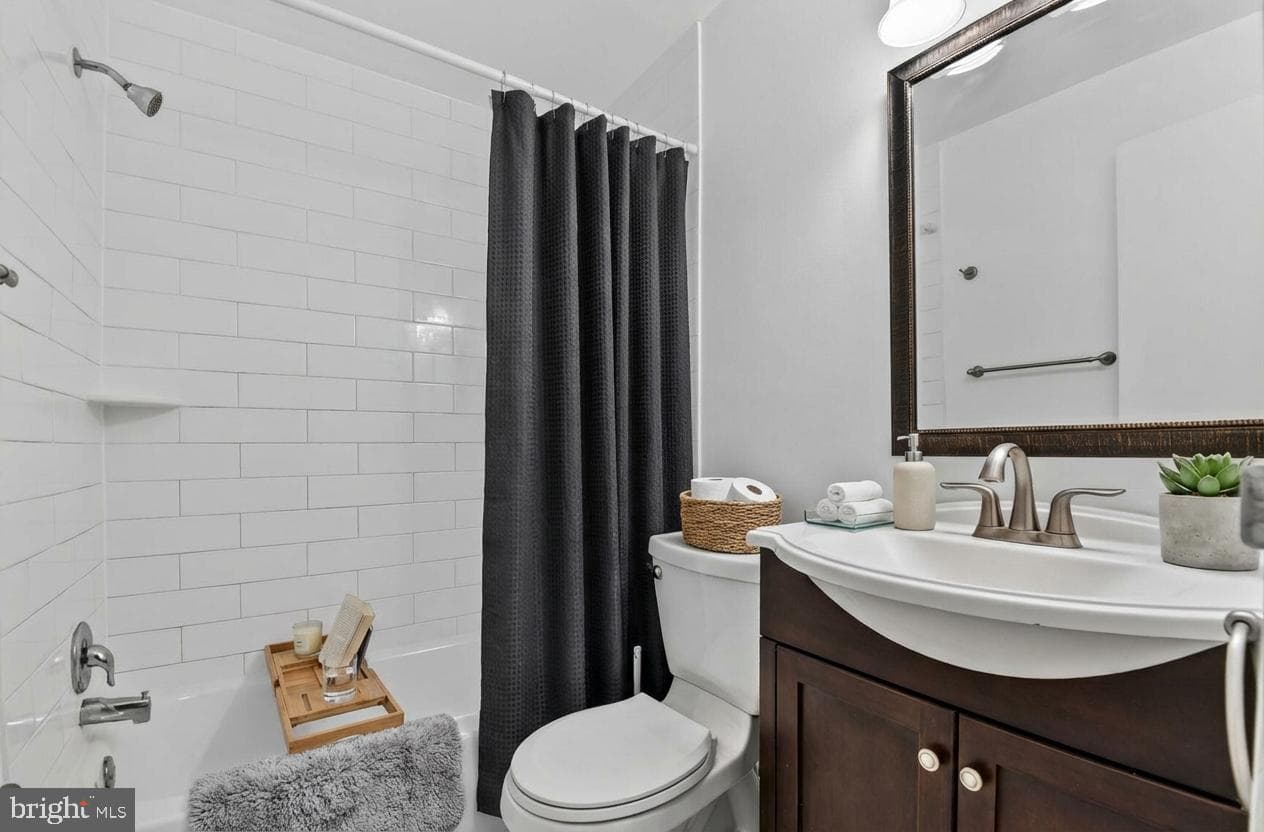 10428 Rockville Pik #301 photo 5