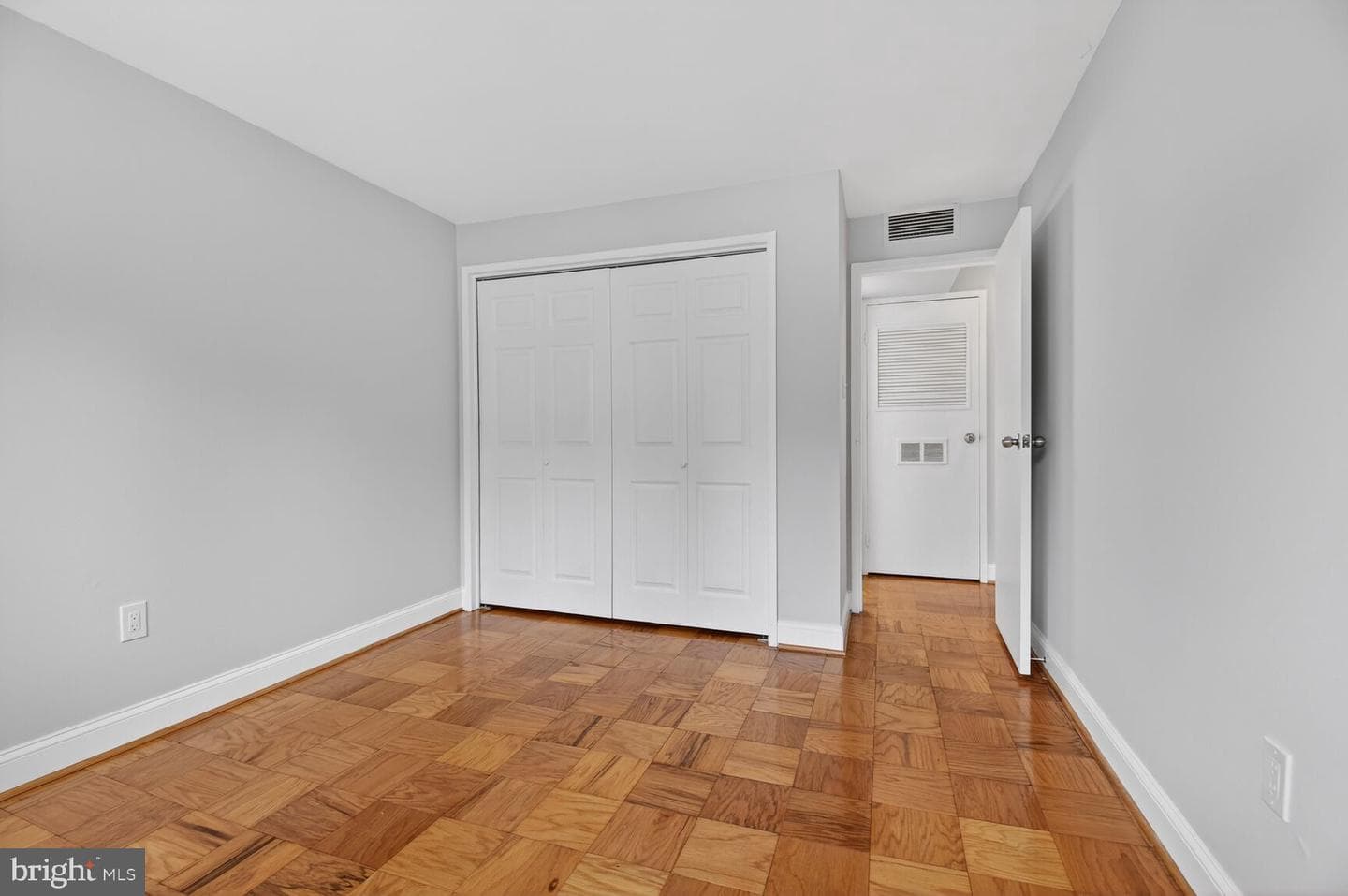 10428 Rockville Pik #301 photo 9