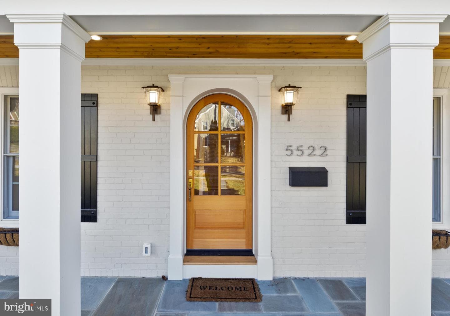 5522 Lincoln Street photo 4
