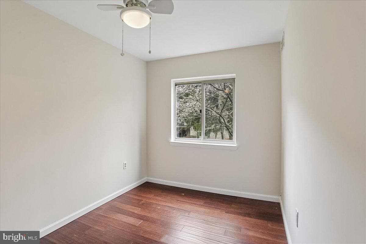 5202 Crossfield Court #120 photo 22