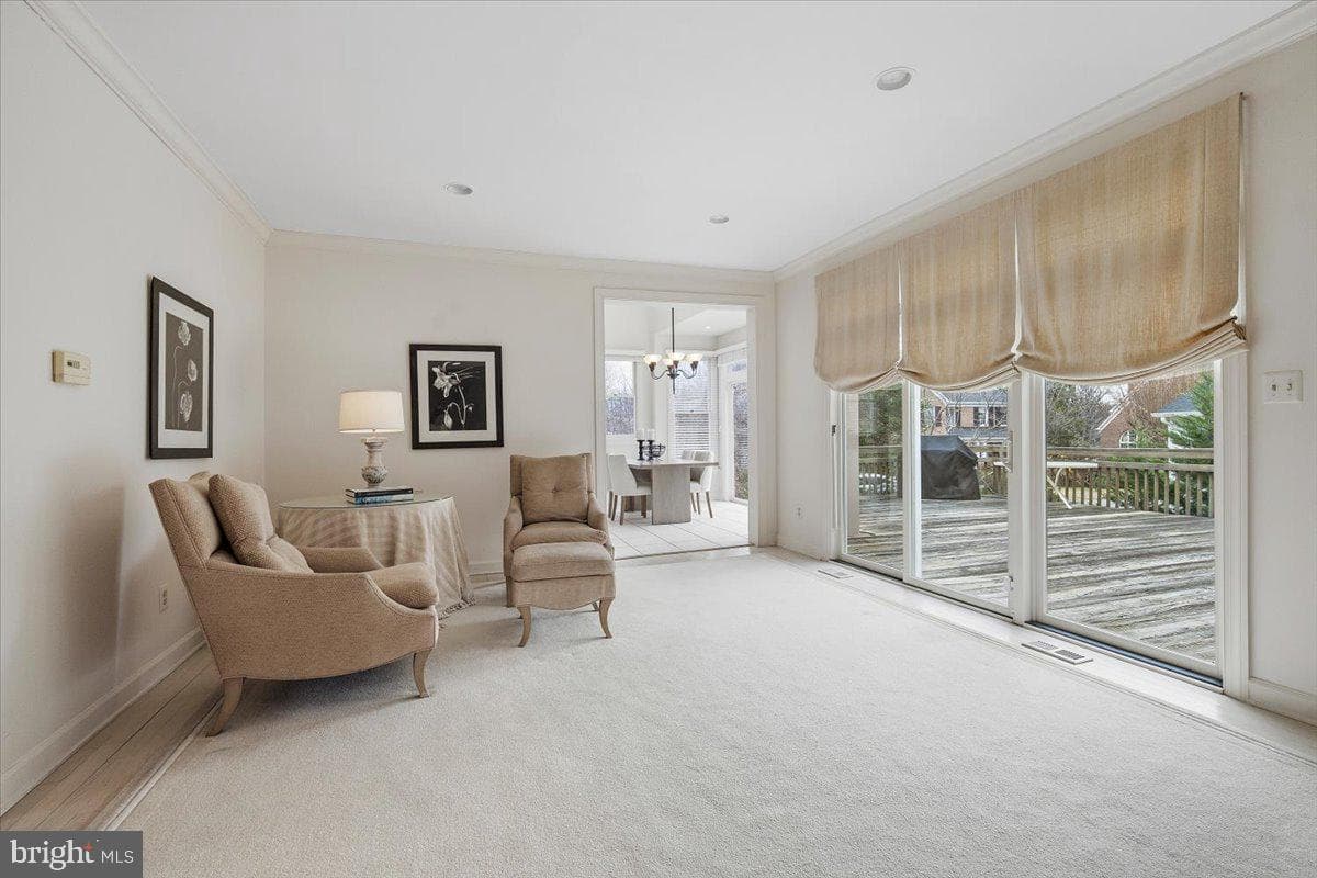 10409 Democracy Lane photo 15