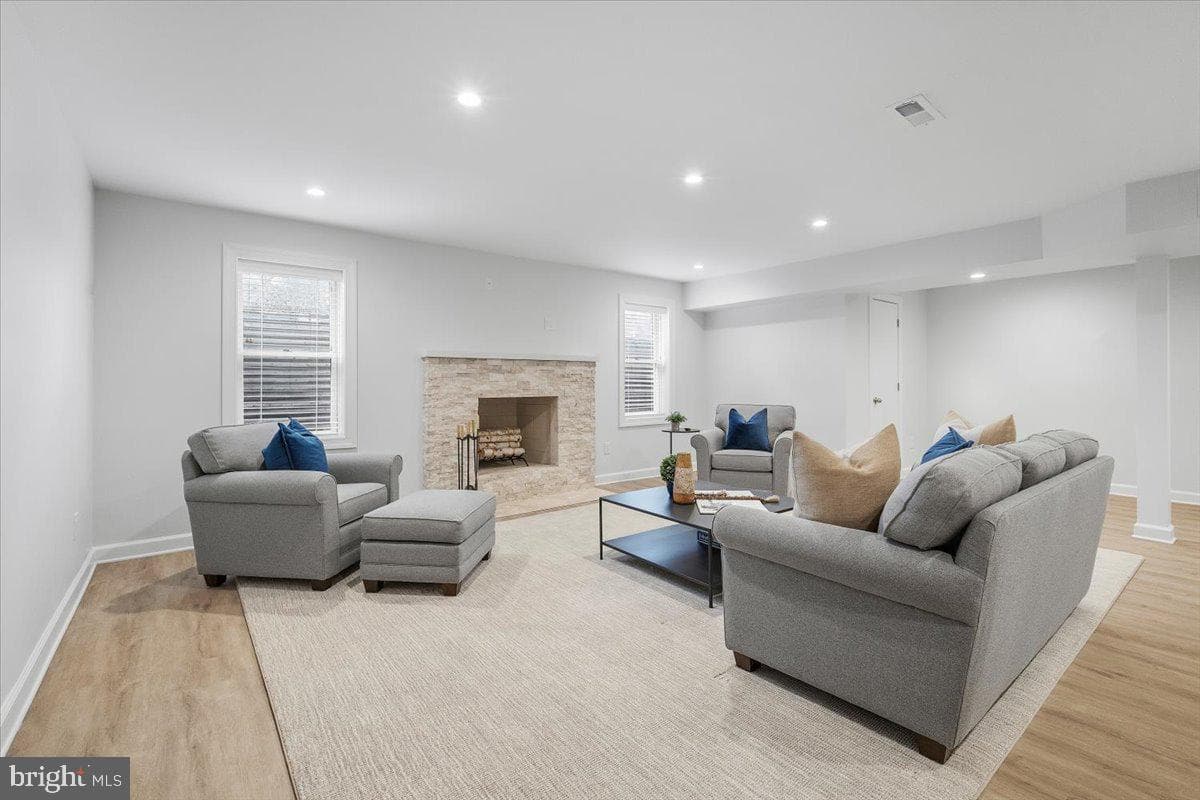 10409 Democracy Lane photo 43