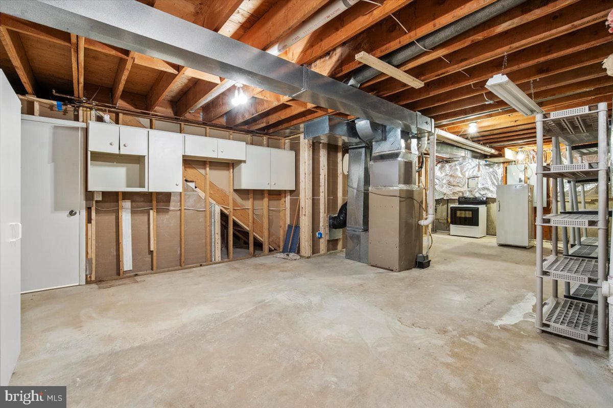 10409 Democracy Lane photo 51