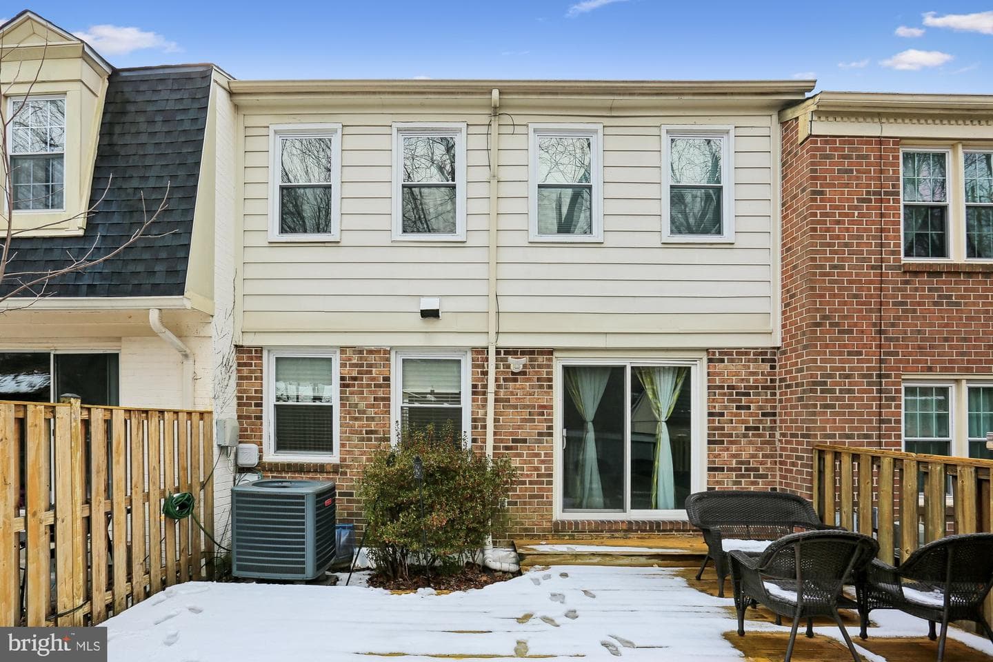 32 Oak Shade Road photo 2