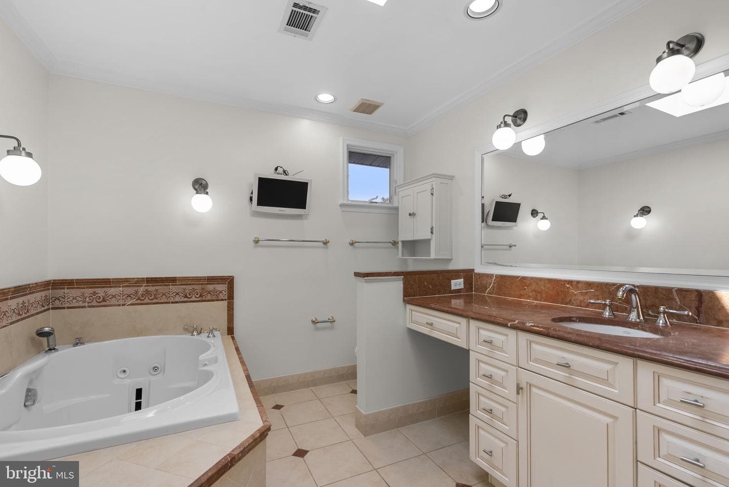 5108 Viking Road photo 25