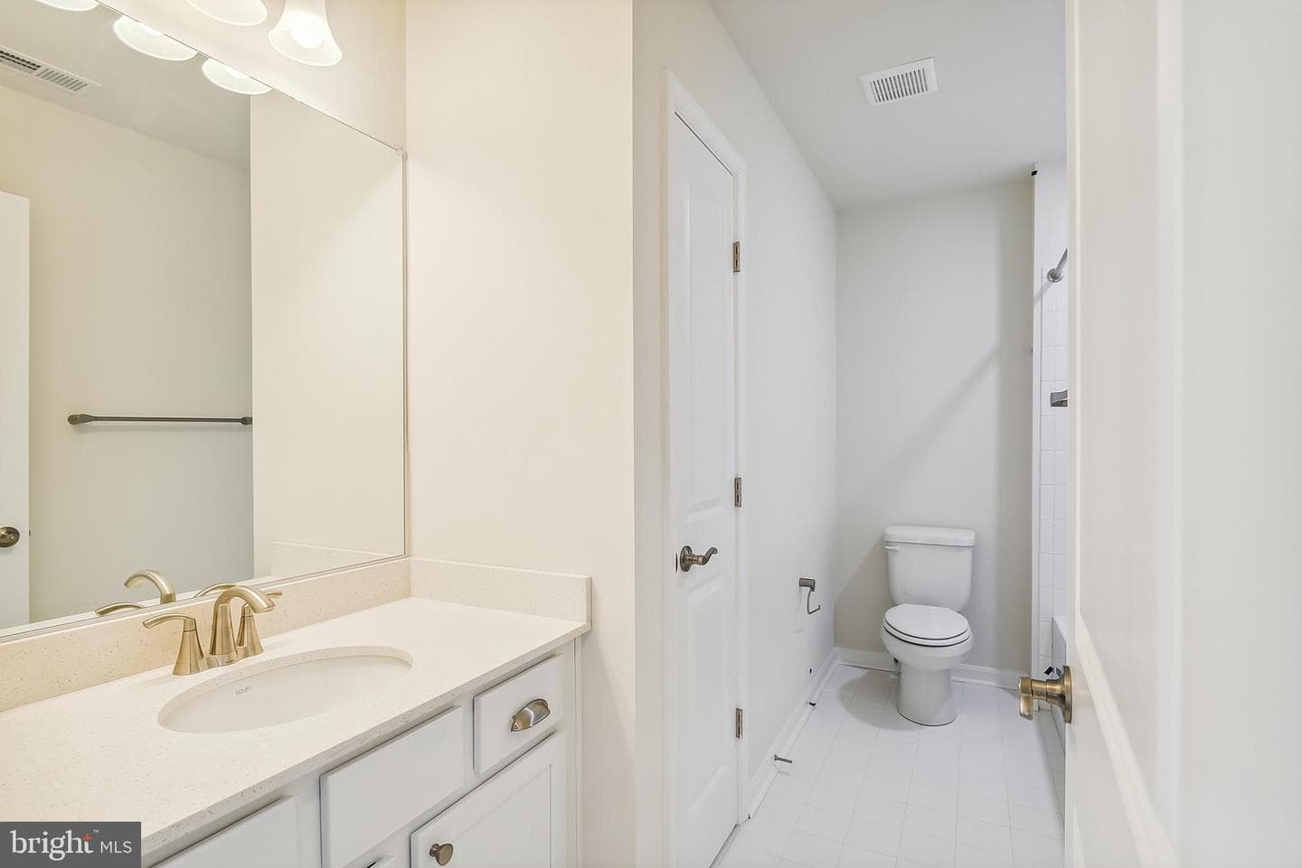 15330 Hildegard Lane photo 19