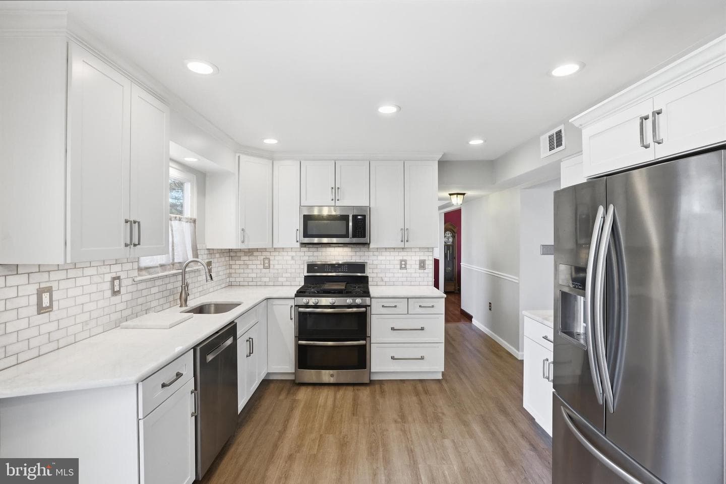 9709 Noble Ridge Terrace photo 17