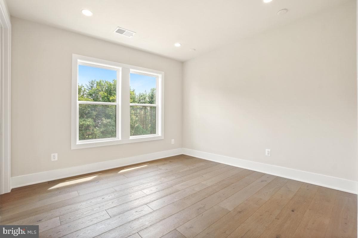 12321 Potomac Hunt Road photo 38