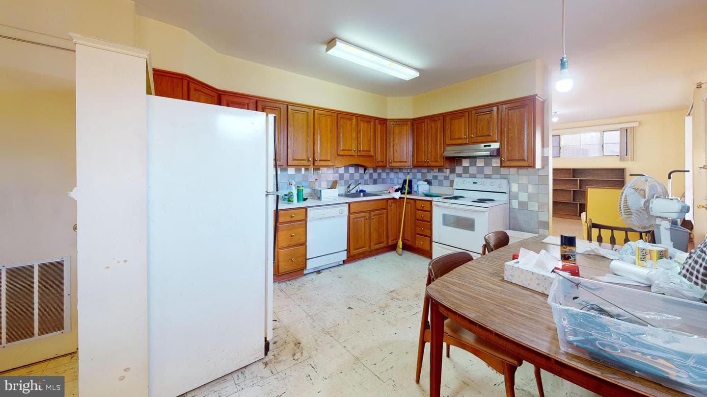 3701 Kenway Street photo 22