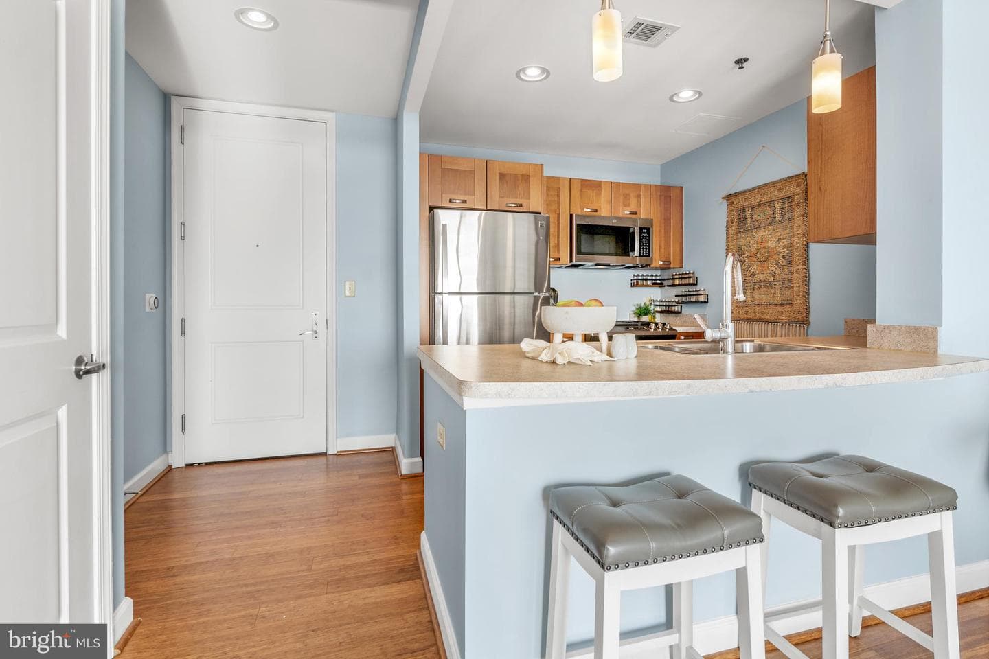 5750 Bou Avenue #1004 photo 4
