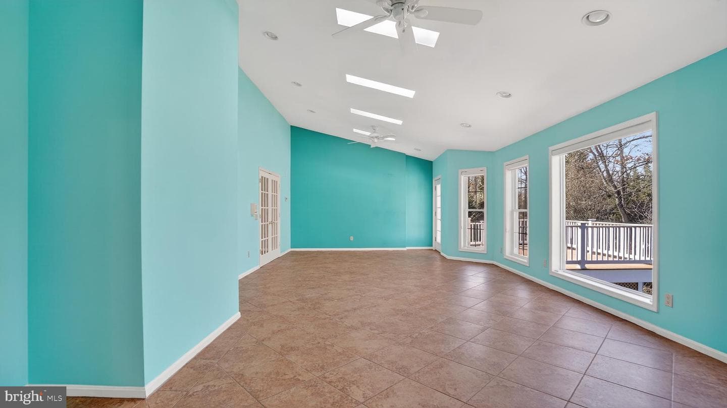 15022 Snowden Drive photo 20