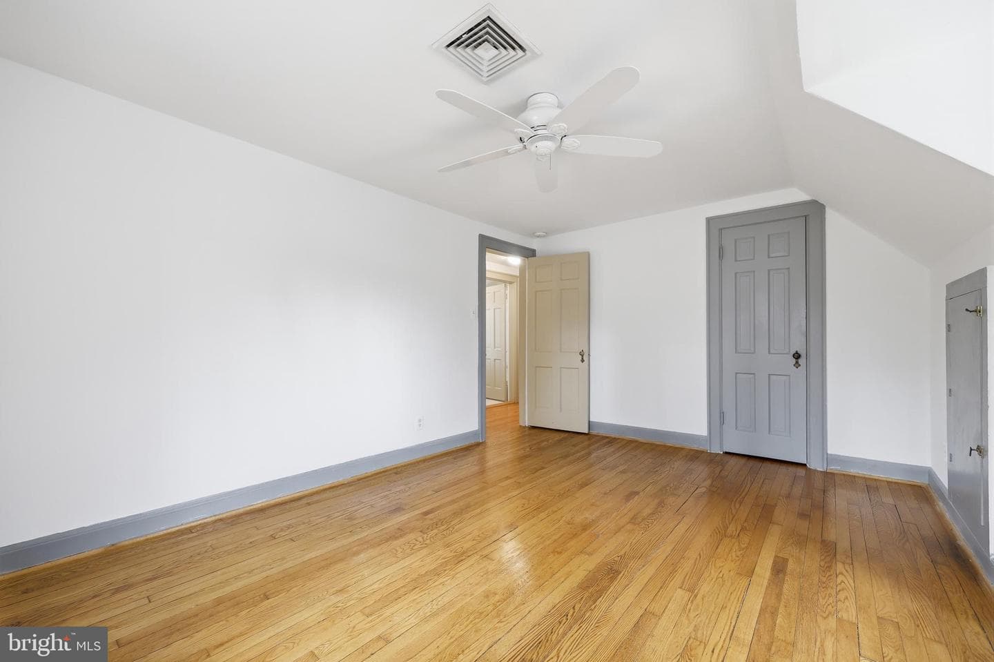 4701 Argyle Avenue photo 40