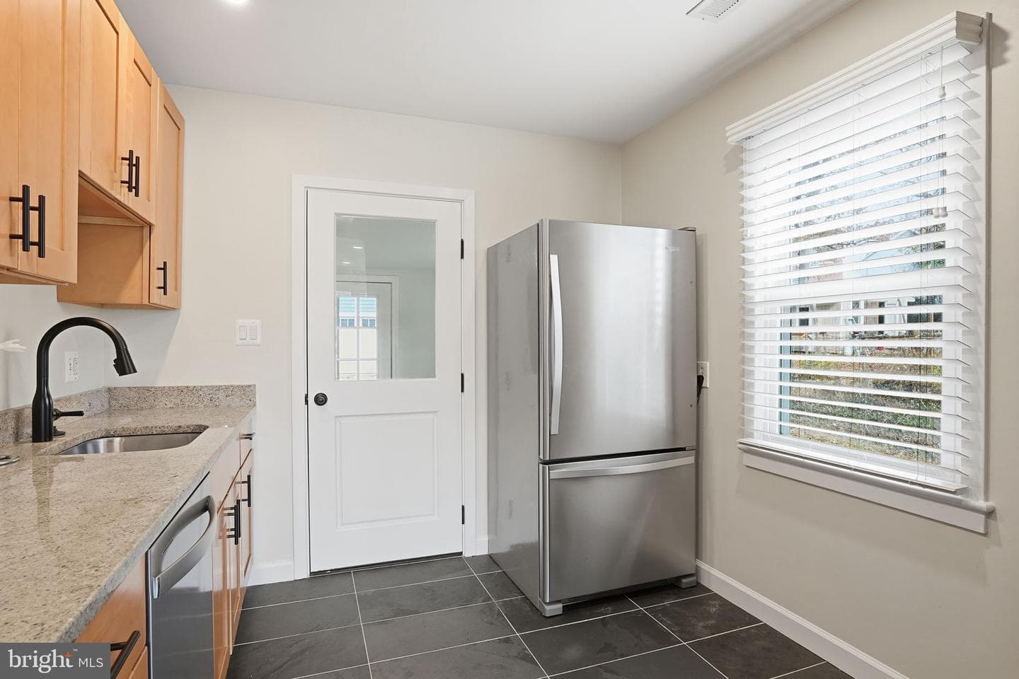 1306 Abbott Road photo 10