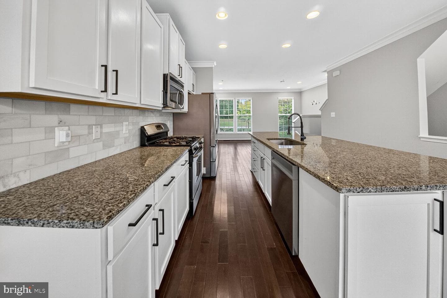 13252 Shawnee Lane #204 photo 6